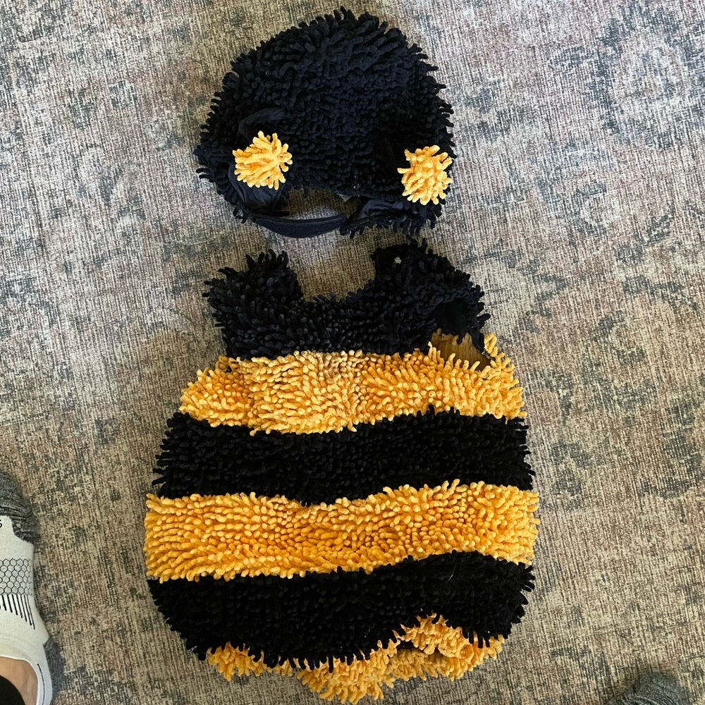 Adorable bumble bee costume